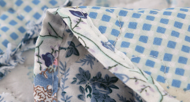 Blue Floral Patchwork Quilt Set, Full Queen Size, 3 Piece Bedding Set with 2 Pillowcases | Blue Patchwork Quilt, Queen Size Bedspread, Reversible Quilt Set, Floral Quilt Set, Patchwork Quilt Set, Queen Comforter Set